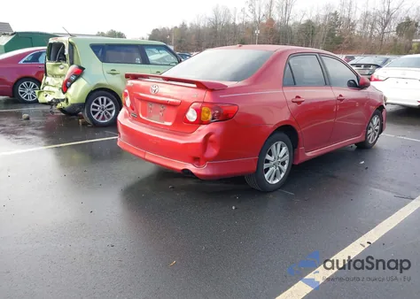 2010 Toyota Corolla S z USA, uszkodzony, nr VIN 1NXBU4EE3AZ255773